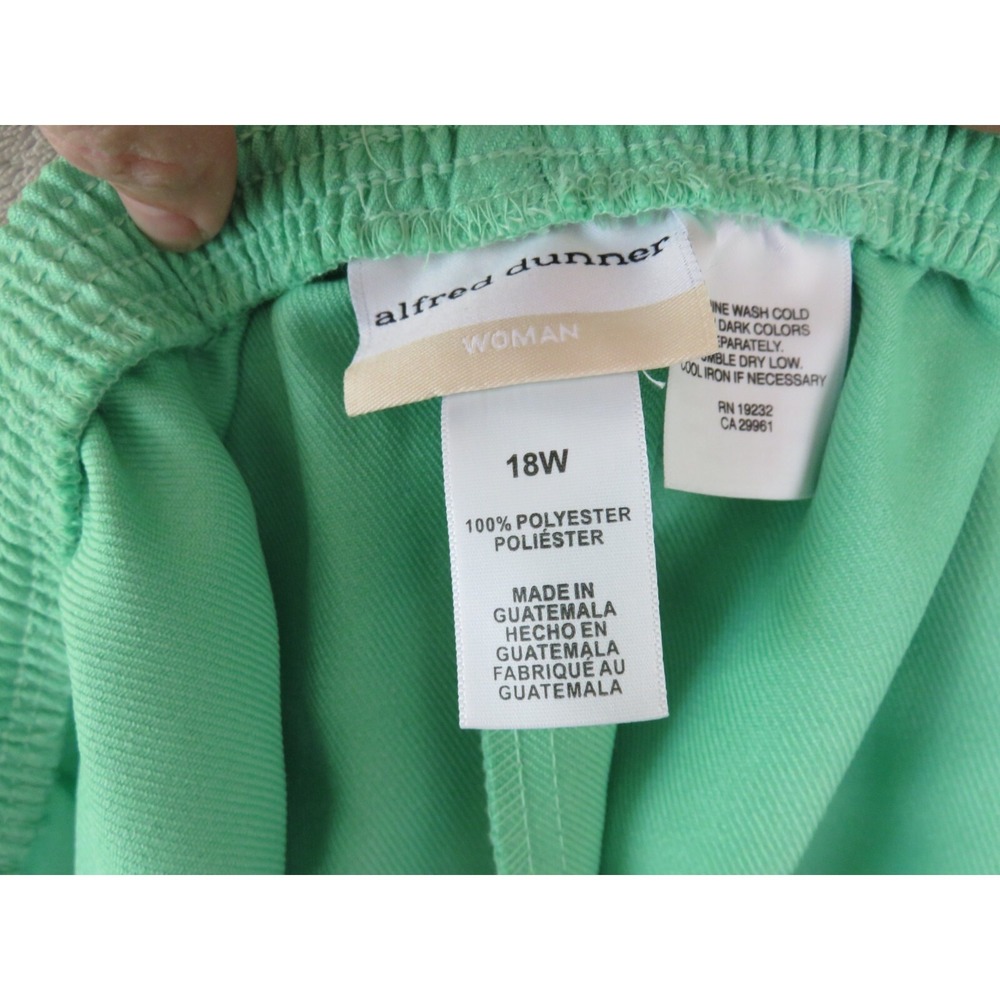 Alfred Dunner Classics Palm Green Elastic Waist Pull On Pants 18W 04801 S6‎ NEW - Picture 5 of 8
